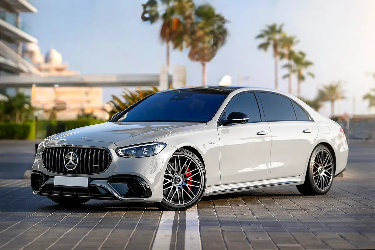 Mercedes-Benz S-Class 2024 — photo 1 of 20
