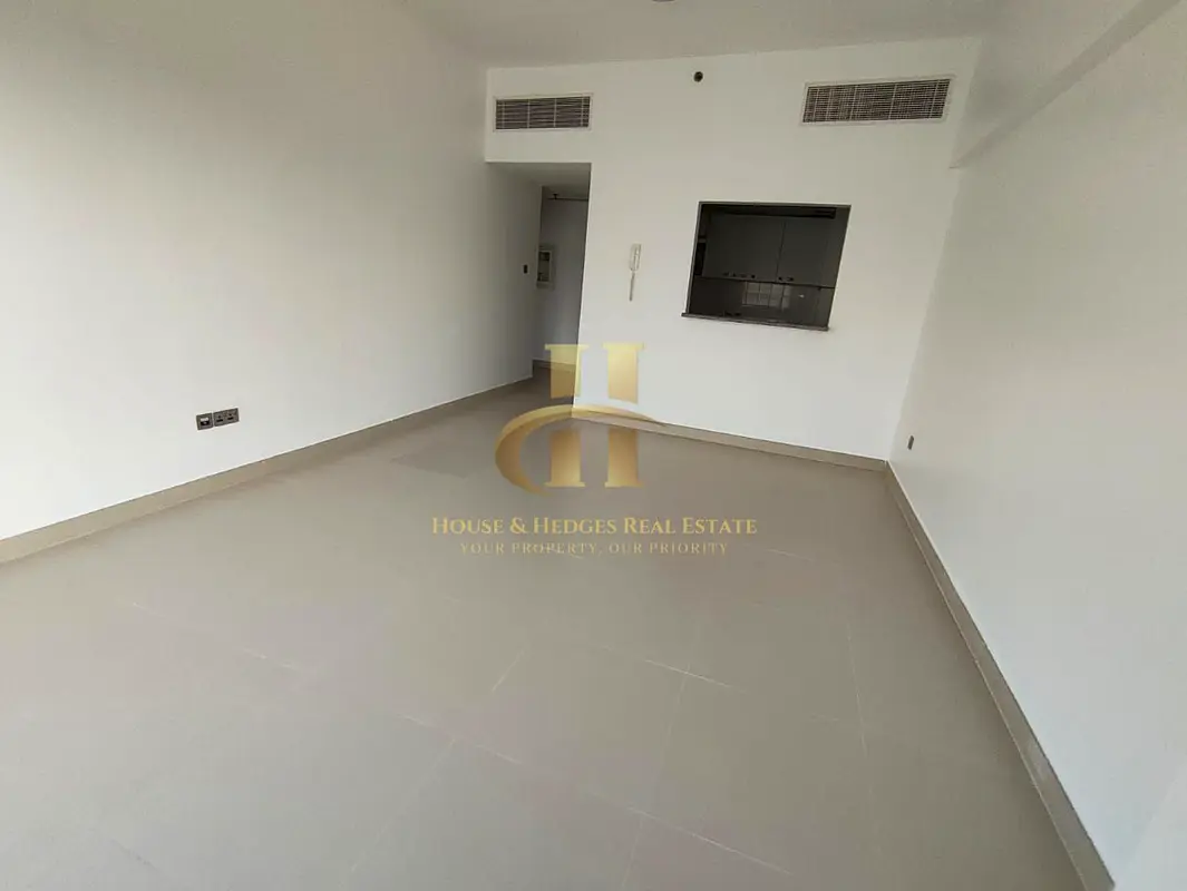 High Floor | Ready To Move | Spacious