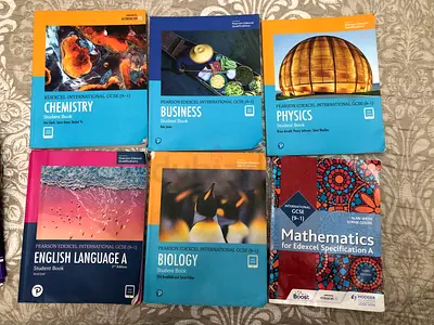 PEARSON EDEXCEL IGCSE TEXTBOOKS, REVISION GUIDES AND QUESTION CARDS - COMPLETE SET FOR ONLY 500AED!!