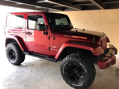 Jeep Wrangler Sahara - Jeepers Edition - Low Klm - Agency Serviced