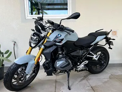*** BMW R1250R with warranty  1,900km only ***