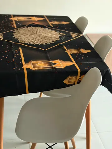 Black  Gold Decorative Dining Tablecloth — 6-Seater