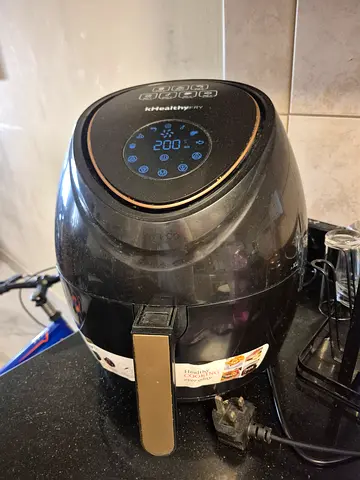 Kenwood air fryer xxl 5.5 liter 2.4 kgs for sale