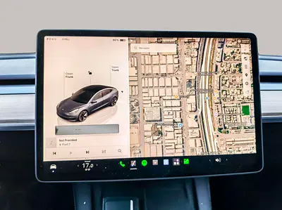 2022 Tesla MODEL 3 — миниатюра 15