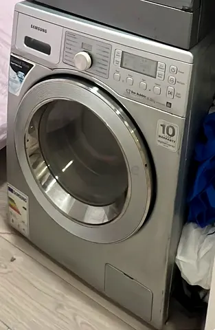 Samsung Front Load Washer Dryer - 7kg Front Load (Silver) - Good Condition