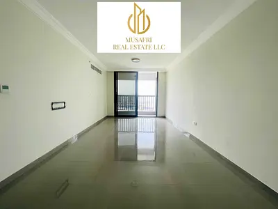 2BHK IN BRAND NEW BUILDING || BOTH MASTERS BED ROOM || FREE PARKING || BUILT IN WARDROBE ||