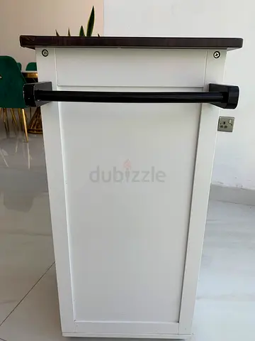 Kitchen table