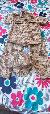 Baby desert camouflage outfit set with hat — size for infant/toddler