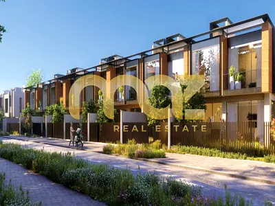 Corner Town House | Park Valley |Near To The Beach