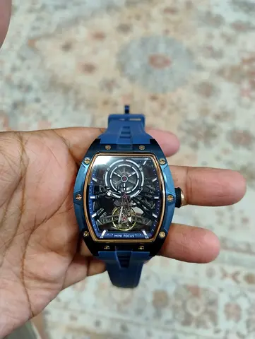 Blue skeleton dial mens wristwatch Auto matic with rubber strap