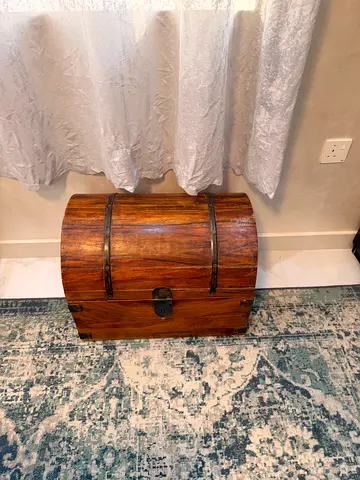 Marina chest cabinet
