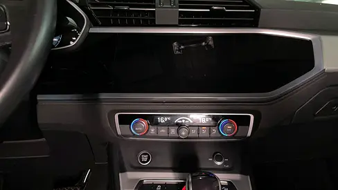 2023 AUDI Q3 — миниатюра 8