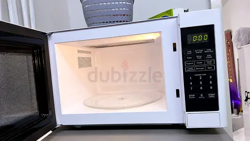 Compact White Countertop Microwave - Good Working Condition