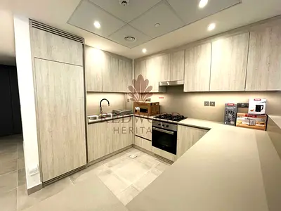 Luxury 2BR | Fully Furnished | Burj 2020 View