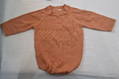 Baby girl with sleeves, size 0-3 months