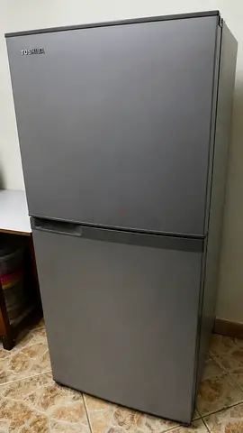 Toshiba 2-Door Refrigerator (Top Freezer) - Grey, Good Working Condition