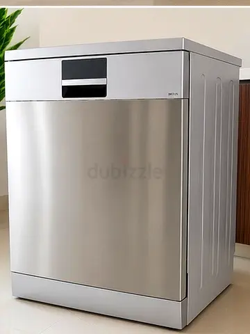 Stainless Steel Freestanding Dishwasher - Good Condition iq 700