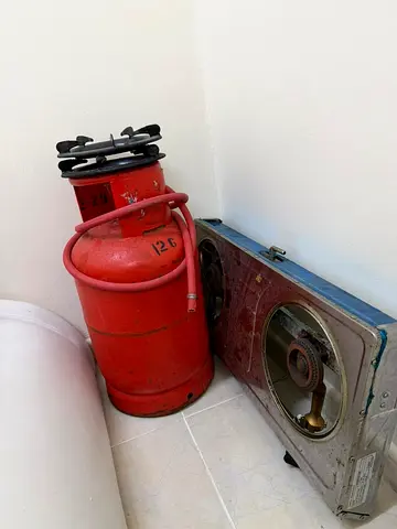 Used LPG Gas Cylinder with double Burner Stove