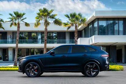 2021 Jaguar F-PACE 照片 2