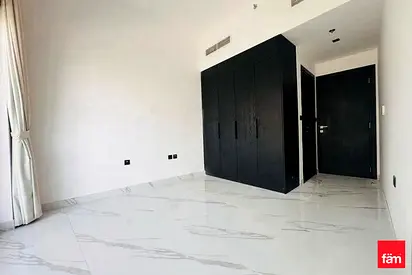 NEGOTIABLE | VACANT ON 15TH APRIL | FLEXIBLE CHEQU