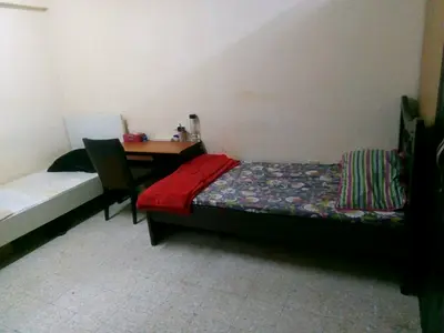 MALE BACHELOR BED SPACE FOR AED 650