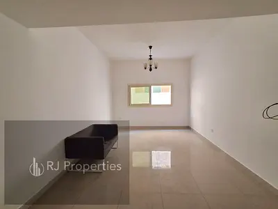 1 BR apartment - family building - Coverd parking - close to parking