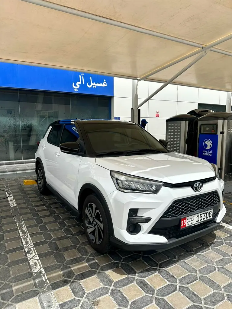 Toyota Raize 2024 — photo 1 of 18