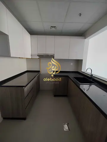 One month free Brand New 1BHK apartment with bolcony very prime location just in 63k in warsan 4
