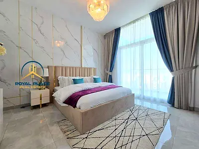 Prime Location | Walk to Metro | Open View
