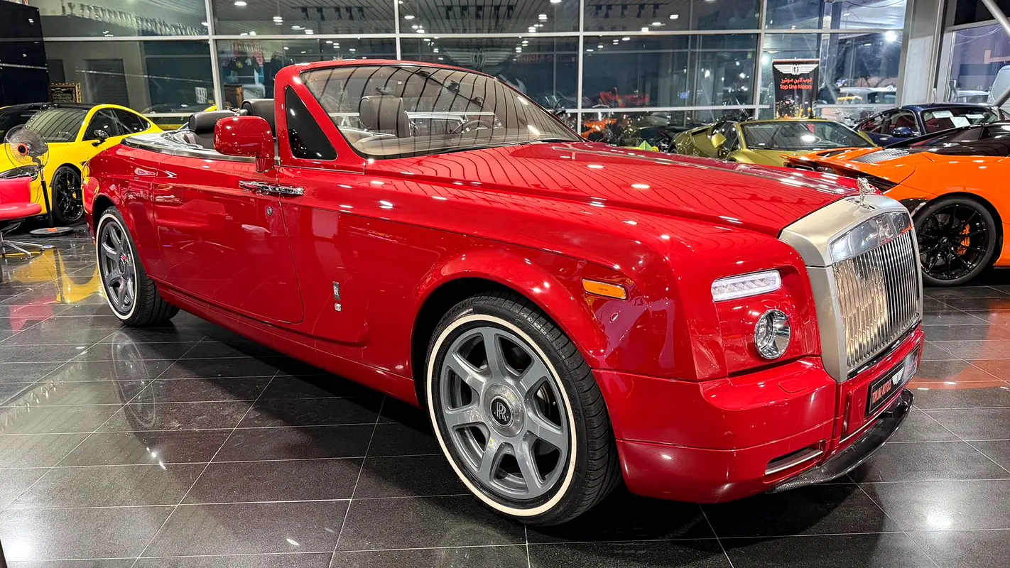 Rolls-Royce Phantom 2010 — photo 1 of 10