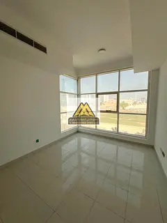 Second tenant * Open view * Spacious area * Amazing price * Free maintenance * Central air condition