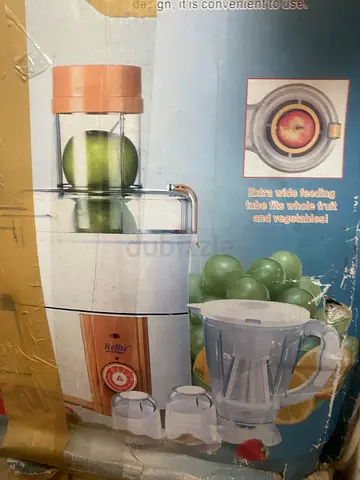 Used countertop blender and juicer set - working condition