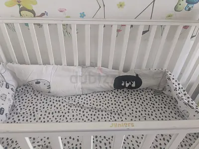 White Wooden Baby Crib with Bumper and Mattress (Used)