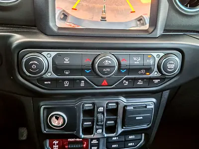 2020 JEEP GLADIATOR 缩略图 15