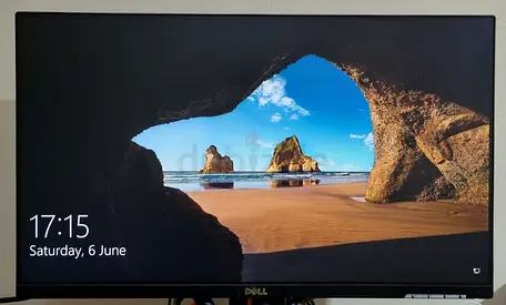 Dell U2414H 24 Borderless Monitor – Excellent Condition (NEGOTIABLE)