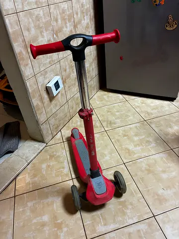 Three wheel scooter kids