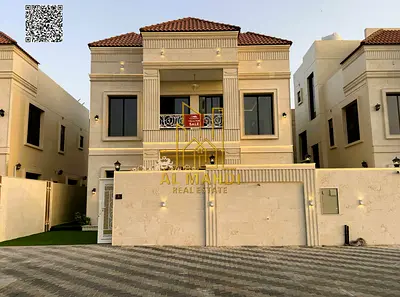 Villa with roof, price includes registration and ownership fees, modern design and high-end finishes, prime location.