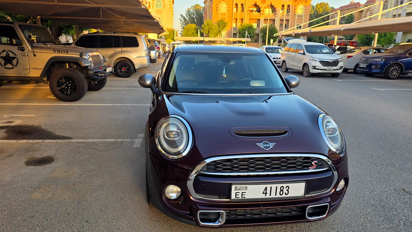 MINI Cooper 2019 — photo 1 of 12
