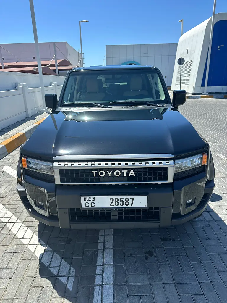 Toyota Prado 2024 — photo 1 of 10