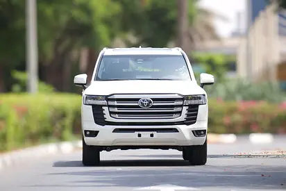 2026 Toyota LAND CRUISER photo 4
