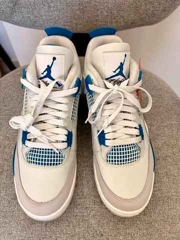 Jordan 4