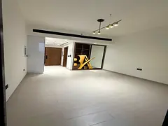 LOWER FLOOR | WELL MAINTENAIED | KITCHEN GOODS