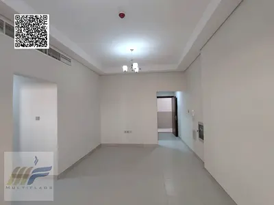 شقة للبيع في برج أزهى – بدون رسوم تسجيل وبدون عمولة  فرصة مميزة لامتلاك شقة في برج أزهى، أحد المشاريع السكنية التي تجمع بين الموقع الحيوي والتصميم الع