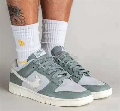 Used Nike Dunk Low-style Sneakers in Grey/White, Men’s Casual Shoes