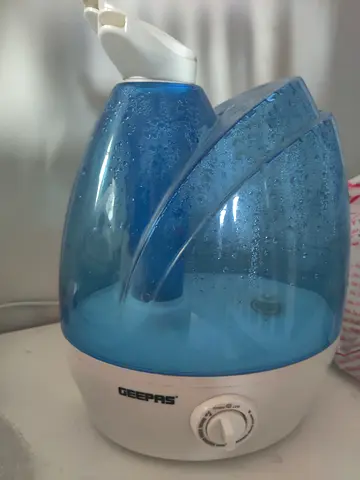 Geepas Cool Mist Humidifier - Good Working Condition