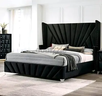 King Size Fully Custom Made Bedframe
Brand New,Hydraulic Storage Can be
Installed