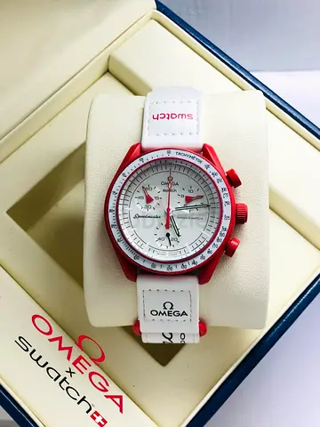 Omega x Swatch Bioceramic MoonSwatch: Mission to Mars