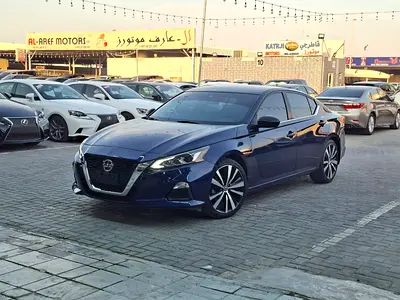Nissan Altima SR 2022 - Sport Edition - Low Mileage