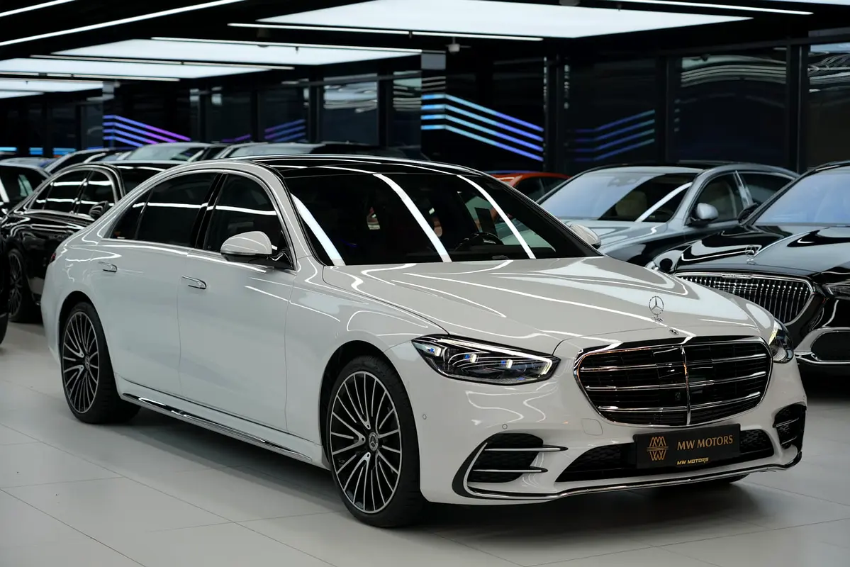 Mercedes-Benz S-Class 2026 — photo 1 of 20