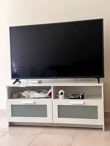 LG  55- inch UHD TV with TV stand - Excellent condition
